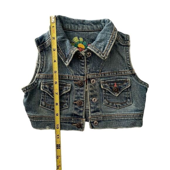 Guess Brand LosAngeles/Jean Vest/Child/ Embroidered Flowers Hippie Boho Toddler - Picture 2 of 4